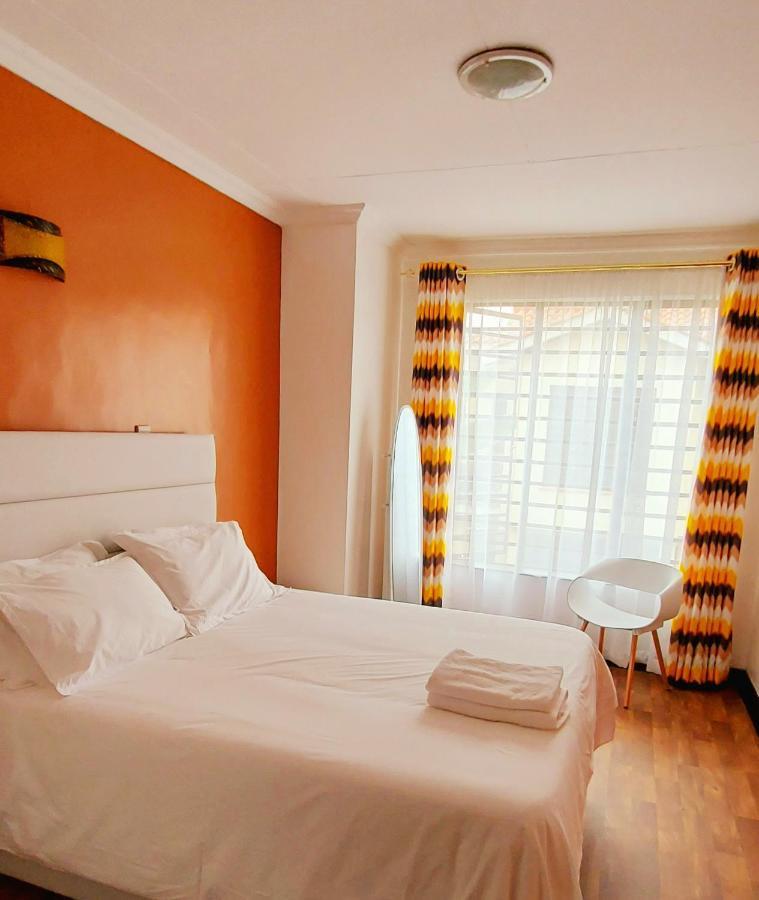 Pleasant Nest Homestay Near Jkia Airport And Sgr Station Nairobi Ngoại thất bức ảnh